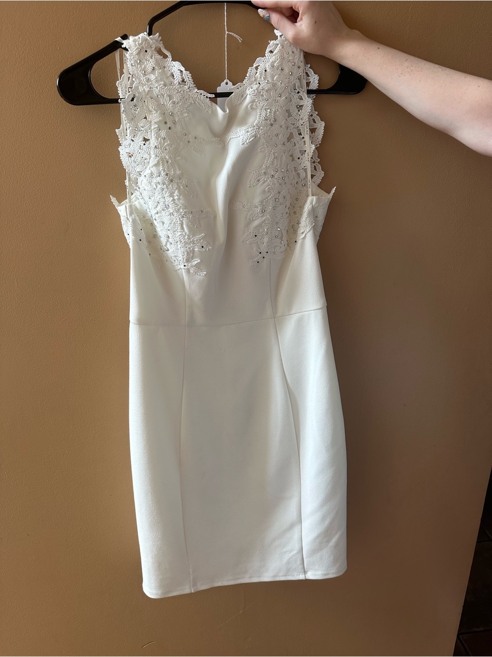 Lace Appliqué White Sheath Dress